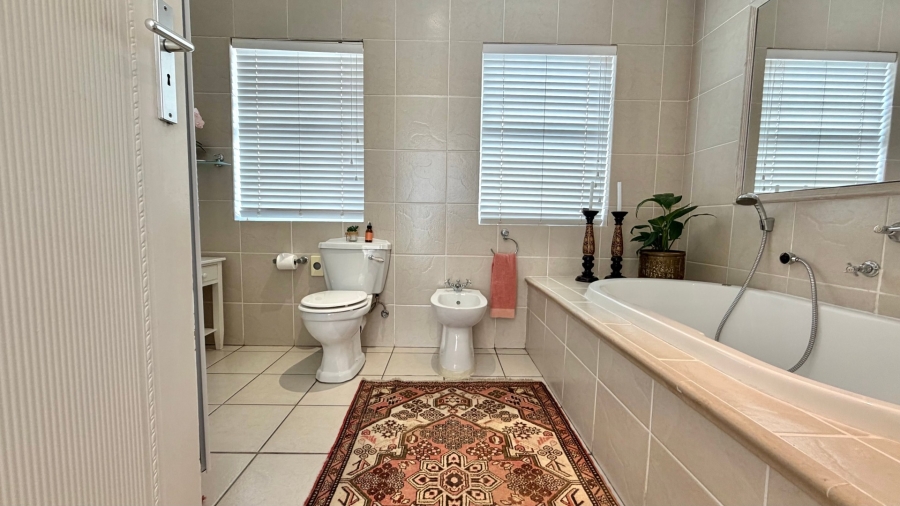 6 Bedroom Property for Sale in Gordons Bay Village Western Cape